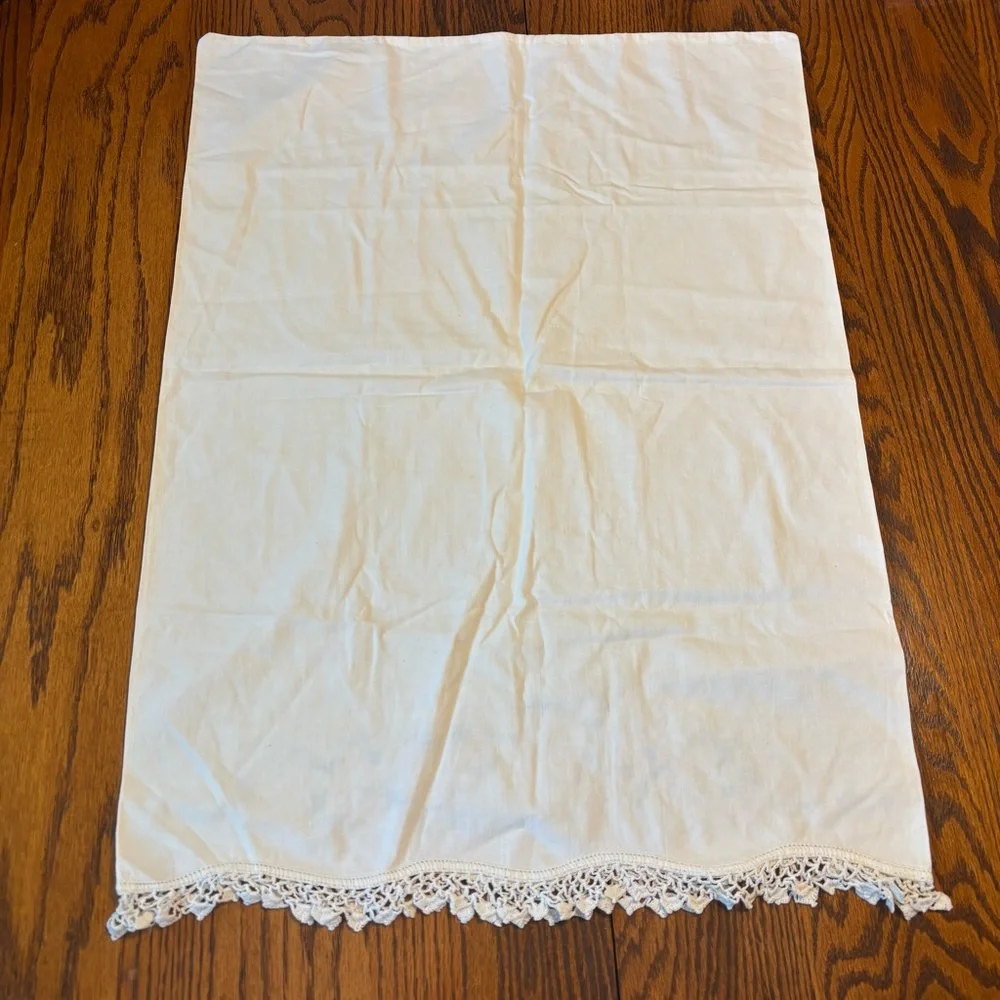 Vintage Cream White Embroidered Lace Trim Pillow Case